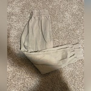Urban outfitters joggers (no pockets)